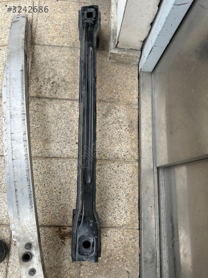 MERCEDES C SERİSİ W205 ÇIKMA ORJİNAL ARKA TAMPON DEMİRİ BDÇ