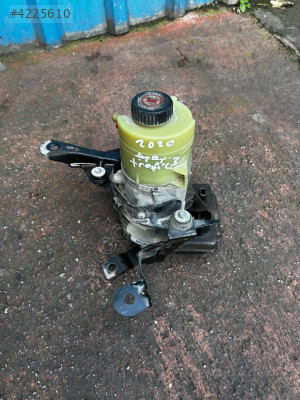 2020 trafic 3 elektirikli direksiyon pompası