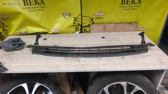 OPEL MOKKA B ÖN TAMPON ORTA IZGARA ÇIKMA ORJİNAL YEDEK PARÇA
