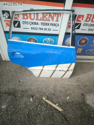 Kia Rio sağ arka kapı orijinal çıkma