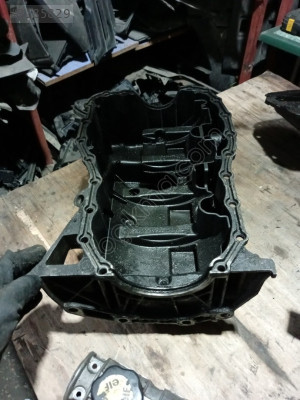 Renault secenic 1.5 şanzıman kapağı