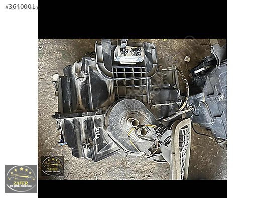 RENAULT MEGAN 4 1.5 KALORİFER KAZANI