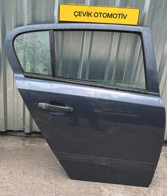 OPEL ASTRA H SAĞ ARKA KAPI ÇIKMA ÇEVİK OTO