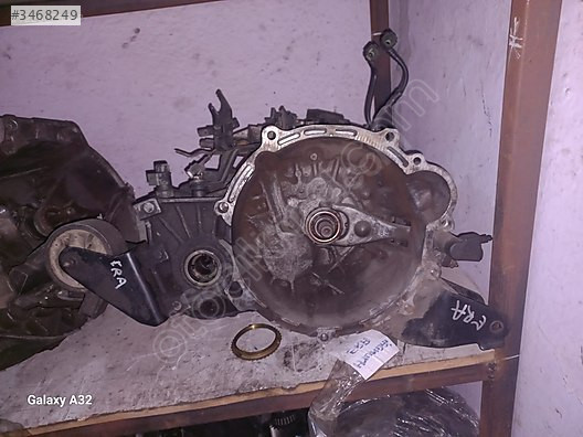 HYUNDAI ACCENT ERA ŞANZIMAN ÇIKMA KONUK OTO 05366077016