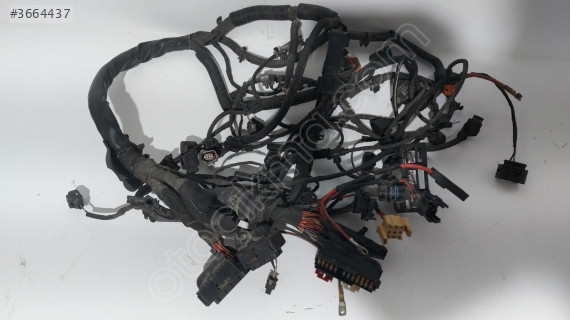 ÇIKMA AUDİ MOTOR TESİSATI 8K0971824AH