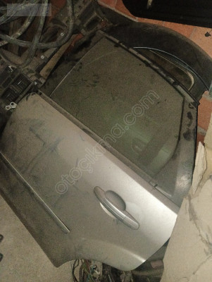 Ford focus 2 sol arka kapı