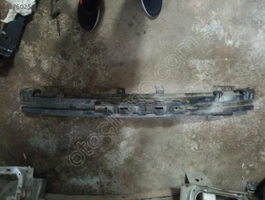 Kia Cerato 2005-2007 Ön tampon Demiri