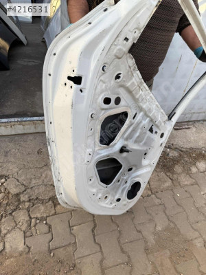 Clio 4 sol arka kapı