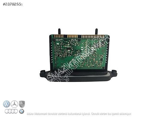 8v0998473 AUDİ A3 2016-2020 KÖŞE LED FAR BEYNİ KODLU SIF