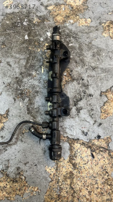 1.3 multijet Doblo  enjektör kütüğü 55232383