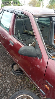 Renault 19 sağ ön kapı yedek parça