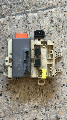 99-01 TOYOTA COROLLA SİGORTA MERKEZİ KİLİT ROLESİ 82641 05020 A