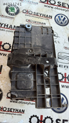 13308434 opel astra j 1.6 benzinli akü yuvası