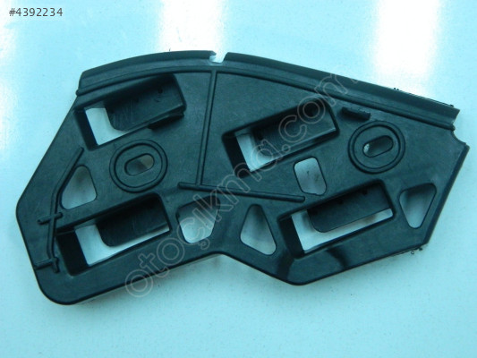 ÖN TAMPON AYAĞI SAĞ POLO 05-10 6Q0807184A