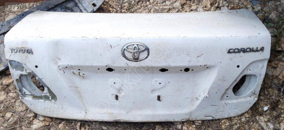 TOYOTA COROLLA 3 BAGAJ KAPAĞI ÇIKMA ÇEVİK OTO