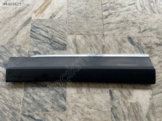 TİGUAN SOL ÖN KAPI BANDI ÇITASI ORJİNAL 5NA854939 2016-2020