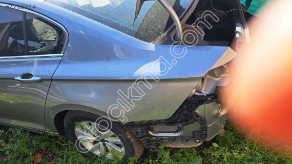 VOLKSWAGEN PASSAT TAVAN VE ARKA