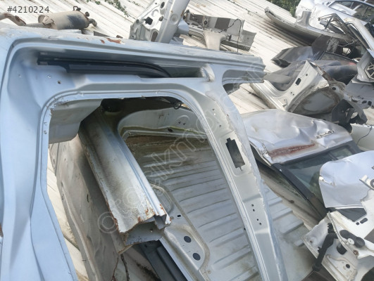 Renault Kangoo 3 kapı direği