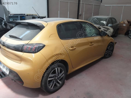 PEJO 208 2022 MODEL 1.2 BENZİNLİ OTOMATİK ŞANZIMAN