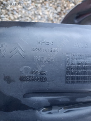 Citroen C4 Grand Picasso sağ ön davlumbaz
