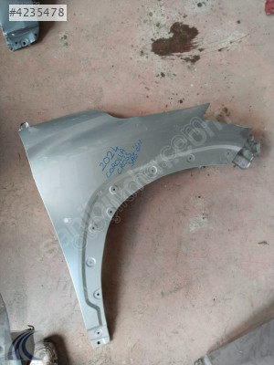 TOYOTA COROLLA CROSS 2023 ÇIKMA HAFİF HASARLI SAĞ ÖN ÇAMURLUK