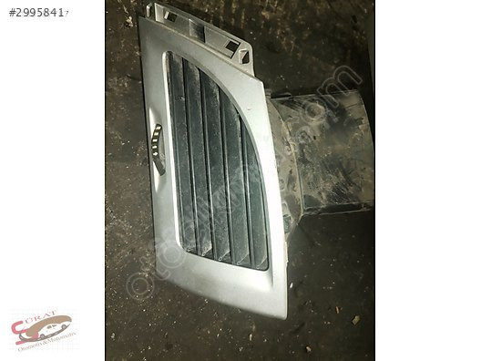 RENAULT MEGANE 3 KALORİFER ÜFLEME IZGARASI ORİJİNAL ÇIKMA
