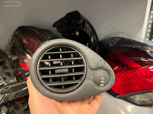 CLİO 3 HAVALANDIRMA IZGARASI SOL ORJİNAL