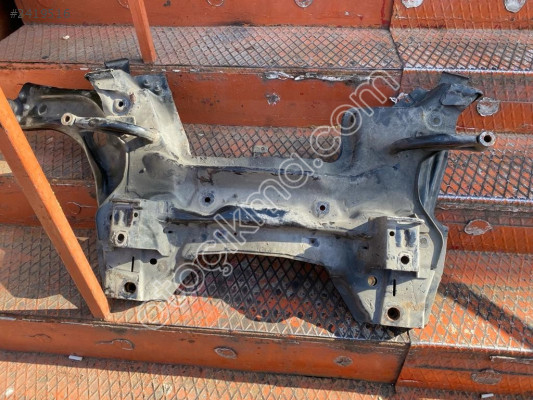 PEUGEOT 301 MOTOR BEŞİĞİ - ALT TRAVERS - ÇIKMA ORJİNAL YEDEK