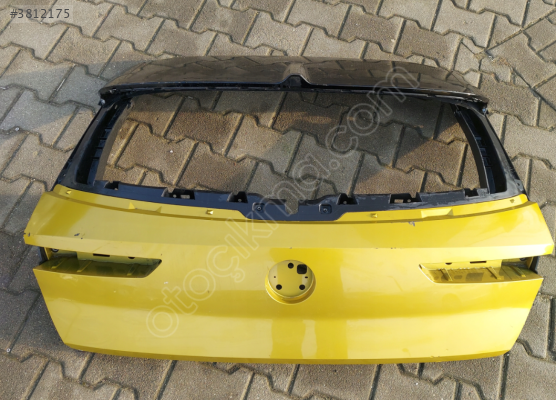 Opel Astra L Modeli İçin Çıkma Bagaj Kapağı