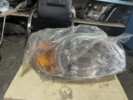 HYUNDAİ ACCENT 2000 2002 MİLENYUM KASA SAĞ FAR SIFIR