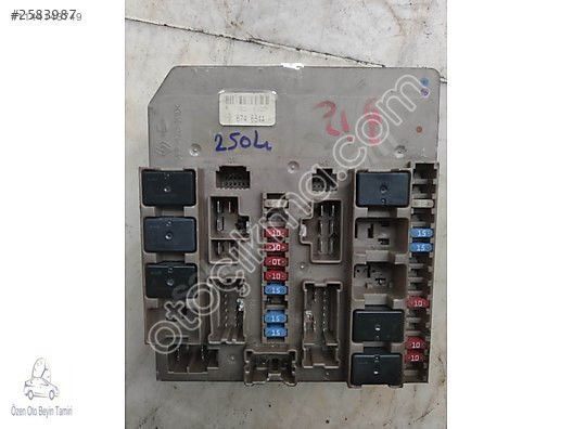 Renault Clio Sigorta Kutusu 674654A - 674 654A