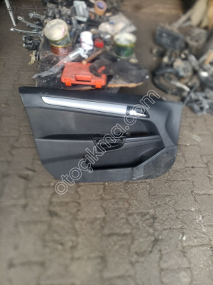 Opel Astra haş ön sol kapı kartonu çelikler oto çikma da
