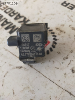BMW 5 F10 ÖN DARBE SENSÖRÜ 9224177