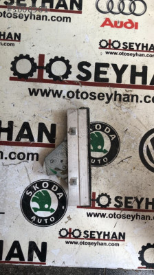 Opel Corsa D sol ön kapı cam kızağı