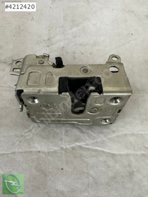 Clio 2-II HB Megane 1-I Arka Sol Kapı Kilidi 7701469940