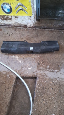 Renault Fluence arka panel kaplaması orijinal