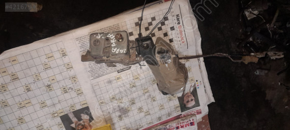 Lada Samara arka kapı kilidi