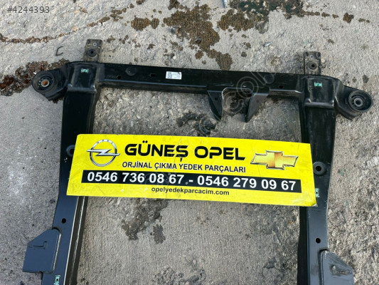 CHEVROLET CRUZE BENZİNLİ MOTOR TRAVERSİ ÇIKMA ORJİNAL GM 13470622