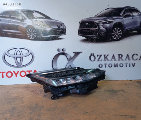 2024-2025 TOYOTA C-HR ÇIKMA ORİJİNAL SAĞ ÖN FAR