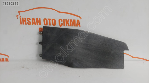 RENAULT MEGANE 4 KONSOL YAN BAKALİT 681A51205R
