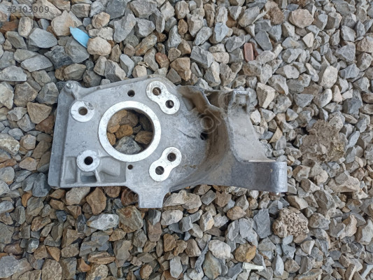 Ford courier mazot pompa ayağı