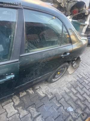 Fiat Marea sol arka kapı orijinal