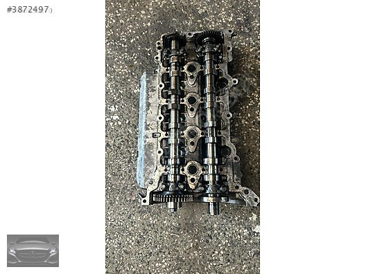 MERCEDES C SERİSİ W205 DİZEL SİLİNDİR ÜST KAPAK EKSANTRİK MİLİ