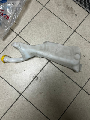 Megane 4-IV Silecek Su Fiskiye Deposu 289108311R