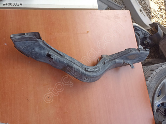 Ford Focus 2 Hava Filtresi Borusu