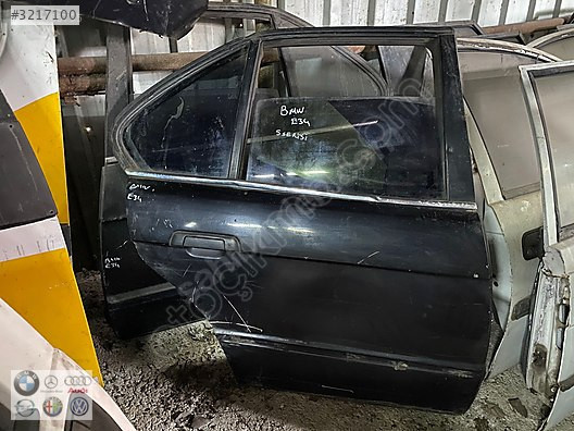 BMW E34 5 SERİSİ SAĞ ARKA KAPI DOLU (ORJİNAL) ÇIKMA - ÖZEN OTO