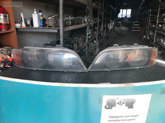 BMW 520 SAĞ ÖN FAR ÇIKMA ORJINAL