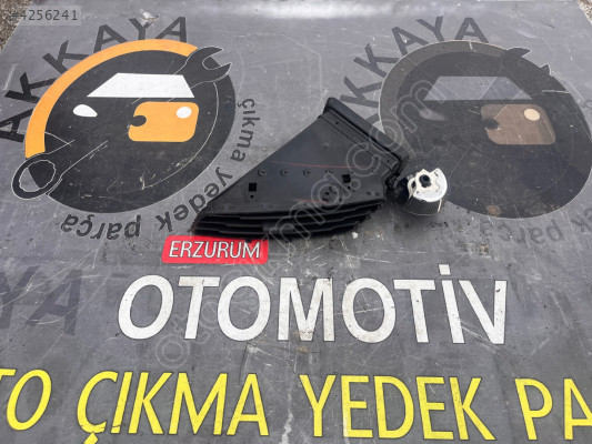 Ford C-Max 2 Orta Sağ Kalorifer Izgarası Orjinal Çıkma