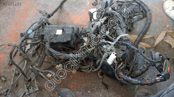 hyundai i20 1.2 motor içi tesisatı sigorta kutusu