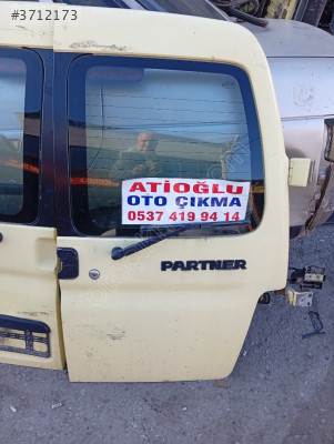Peugeot partner sağ arka kapı 1998-2005